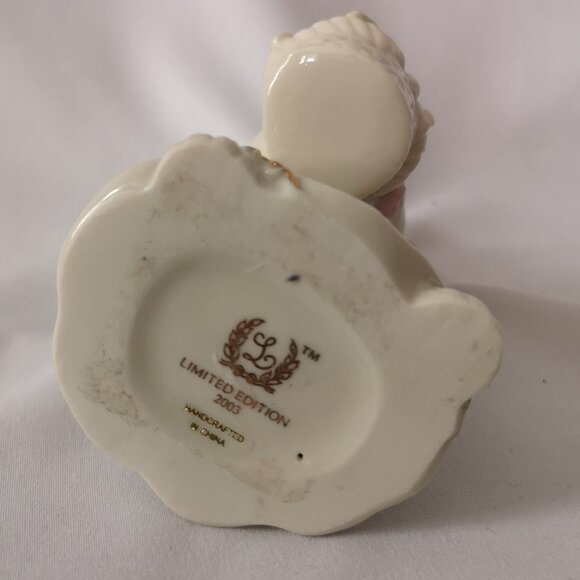 Adorable Vintage Lenox Limited Edition from 2003 Rabbit Basket & Flowers Figure - Picture 6 of 7